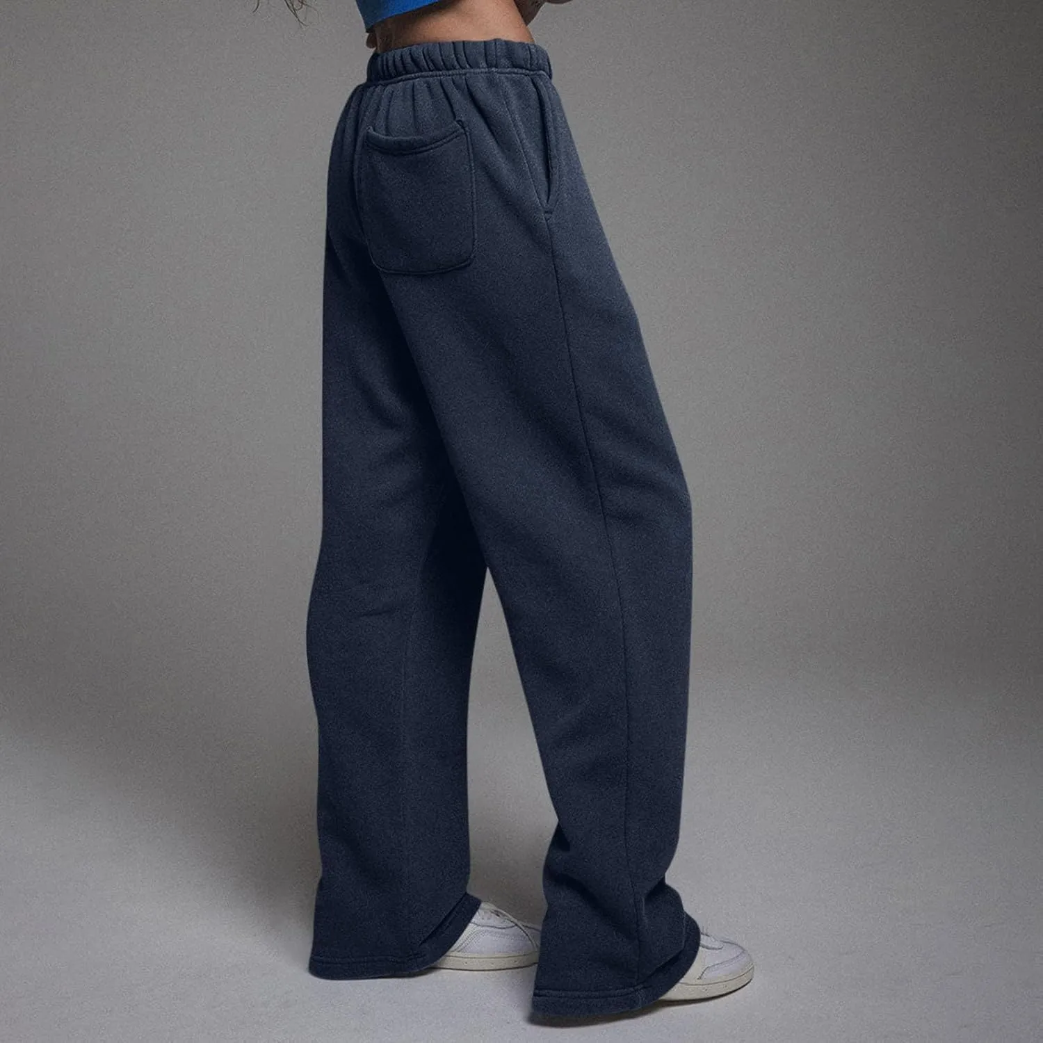 Fleece Sweatpants Women Y2k Baggy Wide Leg Lounge Pants Loose Fit Low Rise Sweatpants with Pockets Athletic Pants