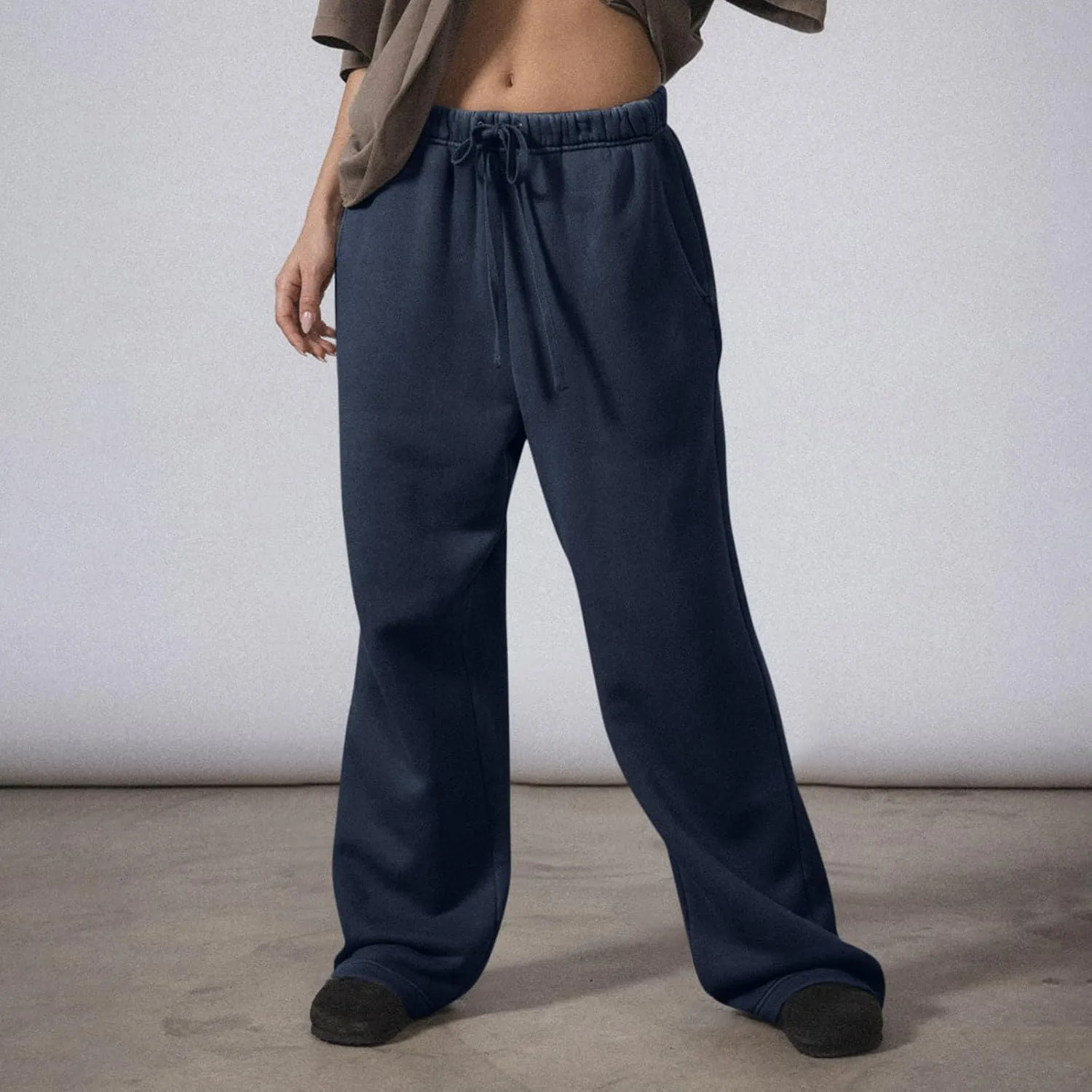 Fleece Sweatpants Women Y2k Baggy Wide Leg Lounge Pants Loose Fit Low Rise Sweatpants with Pockets Athletic Pants