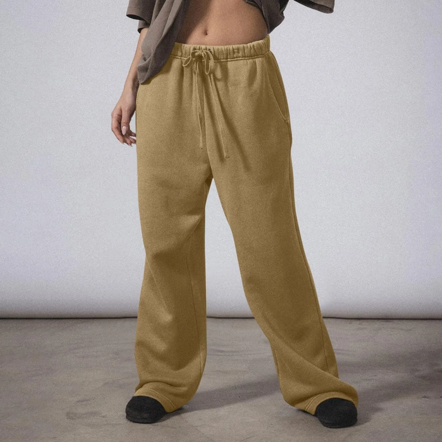 Low Rise Sweatpants for Women Baggy Drawstring Straight Leg Track Pants Fleece Lined Workout Pants with Pockets
